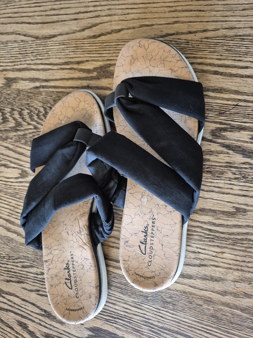 Clarks Black Cloudsteppers Knotted Slide Sandals for Women